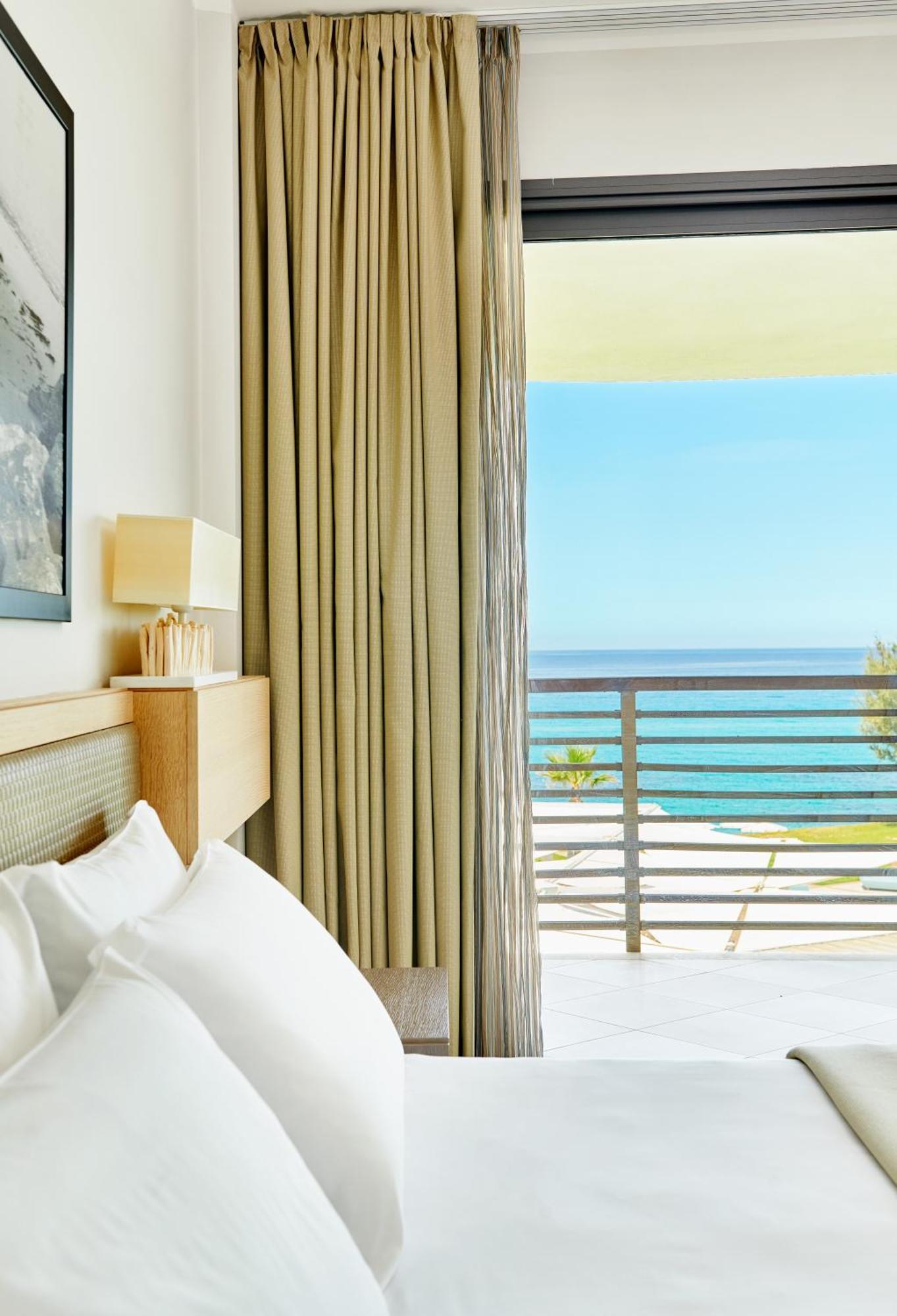 Superior Double Room Sea View Spa Access